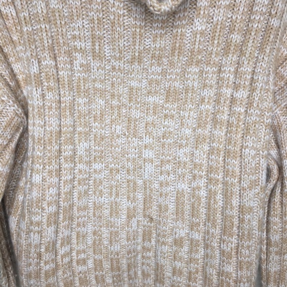 Urban Outfitters Chunky Knit Turtle Neck Sweater L - Picture 6 of 6